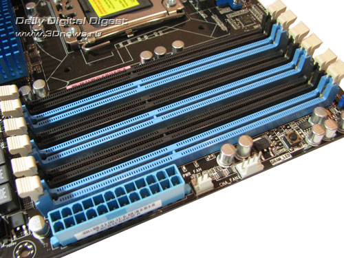 ASUS P6X58D Premium DIMMs